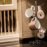 Estelle لينثوس