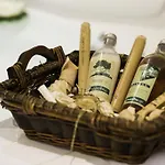 Estelle لينثوس