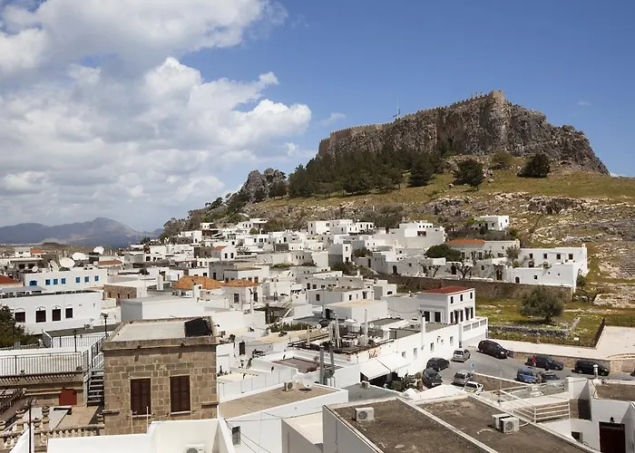 Estelle لينثوس