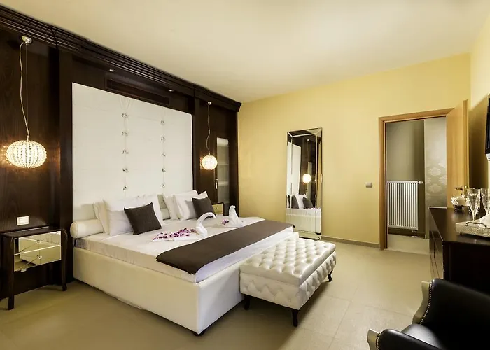 Estelle لينثوس